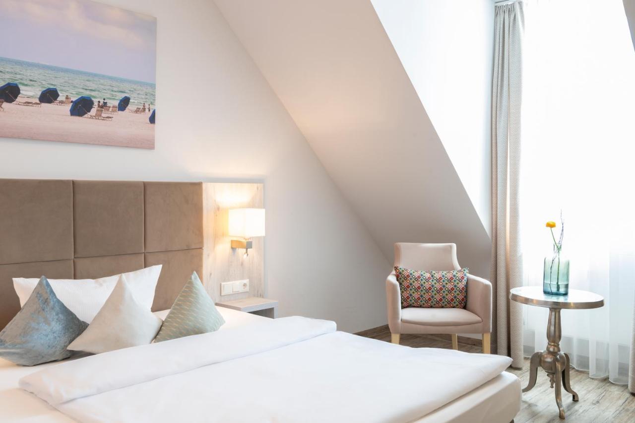 Landhotel 3Kronen Адельсдорф Экстерьер фото