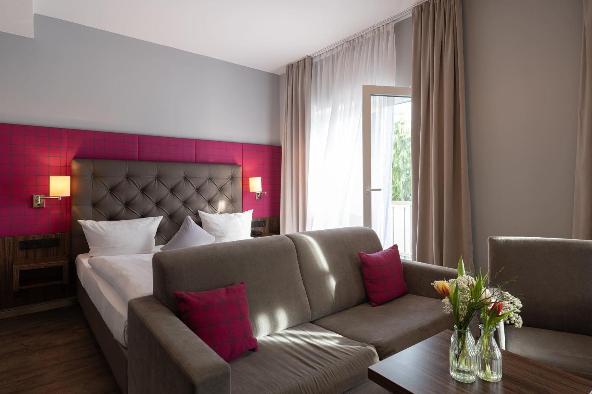 Landhotel 3Kronen Адельсдорф Экстерьер фото