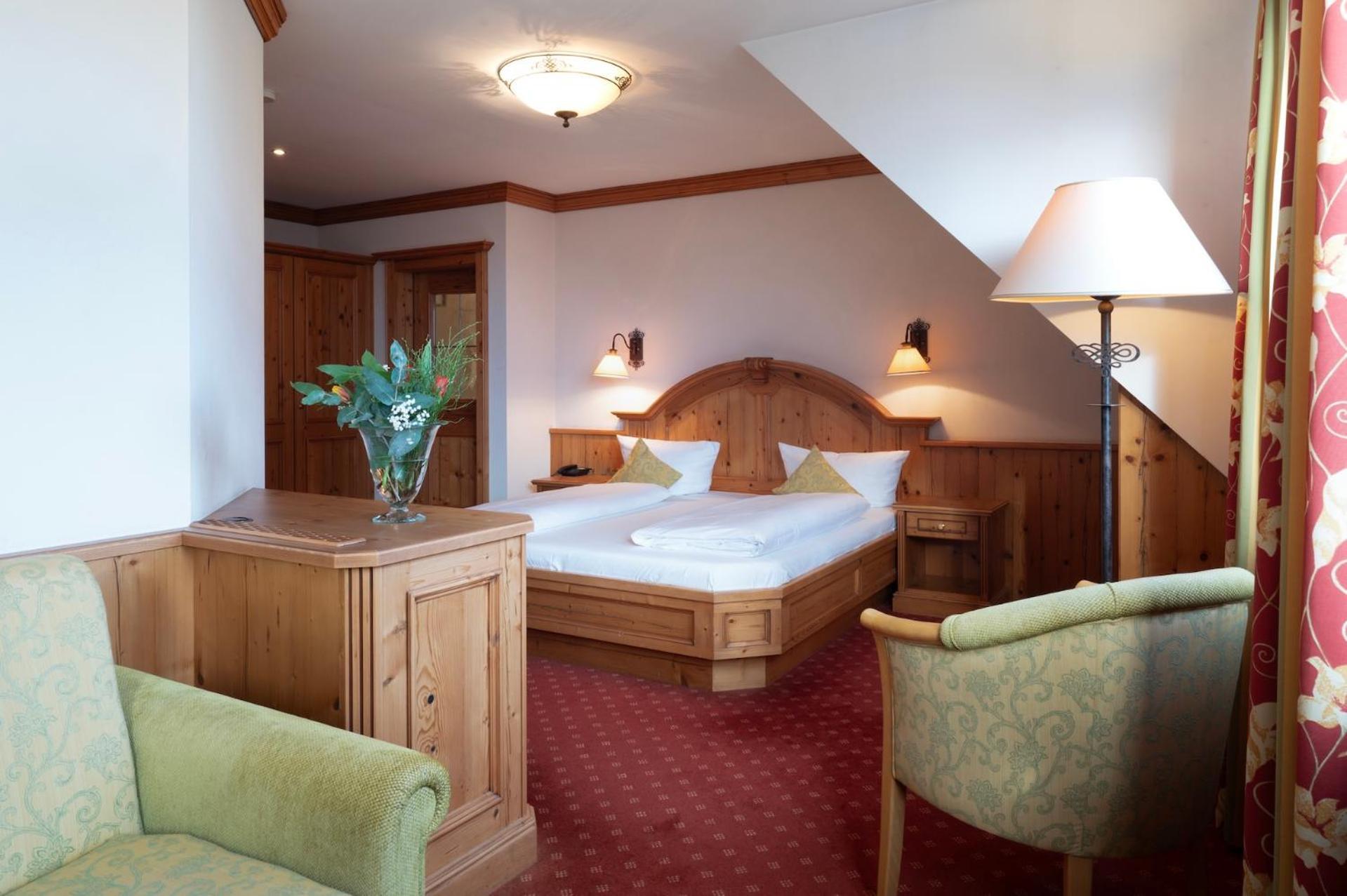 Landhotel 3Kronen Адельсдорф Экстерьер фото