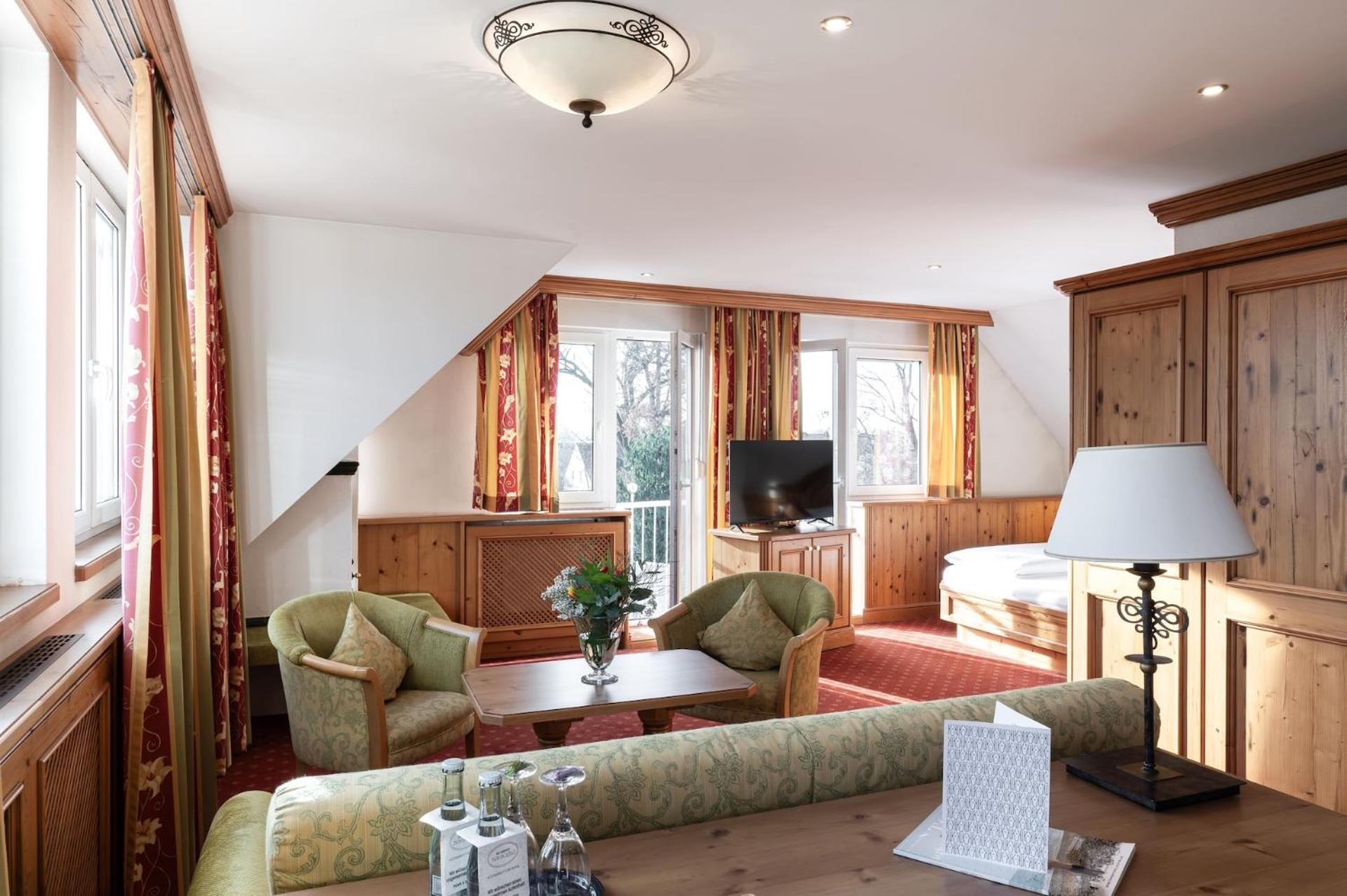 Landhotel 3Kronen Адельсдорф Экстерьер фото