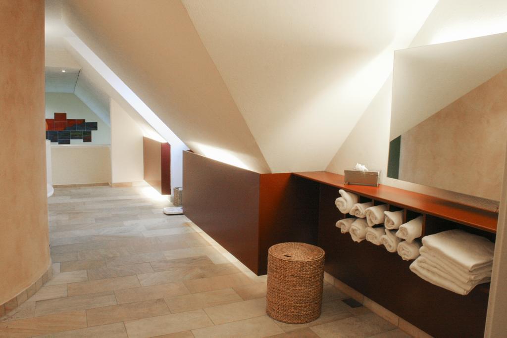 Landhotel 3Kronen Адельсдорф Экстерьер фото