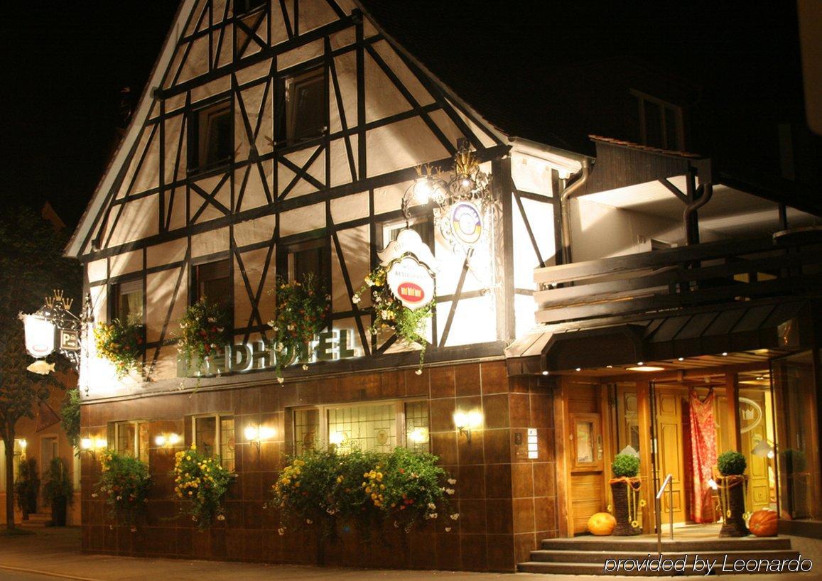 Landhotel 3Kronen Адельсдорф Экстерьер фото